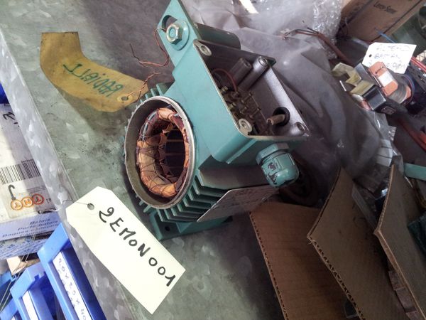 Moteur monophasé LEROY SOMER type LS56P