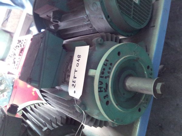 Moteur Leroy-Somer type HV100L1