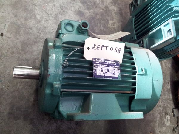 Moteur Leroy-Somer type LS112M2