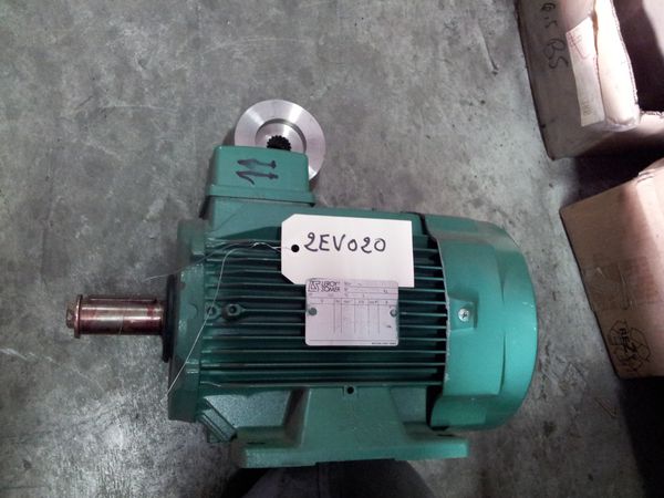 Moteur 2 vitesses Leroy-Somer type LS100L