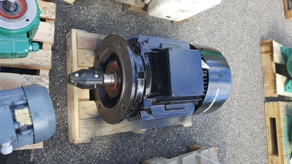 Moteur Leroy-Somer type PLS180V-T