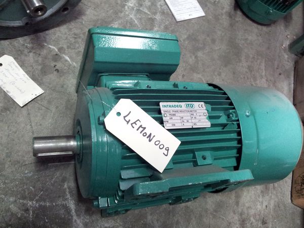 Moteur monophasé INTRADEQ type ML100L1-4