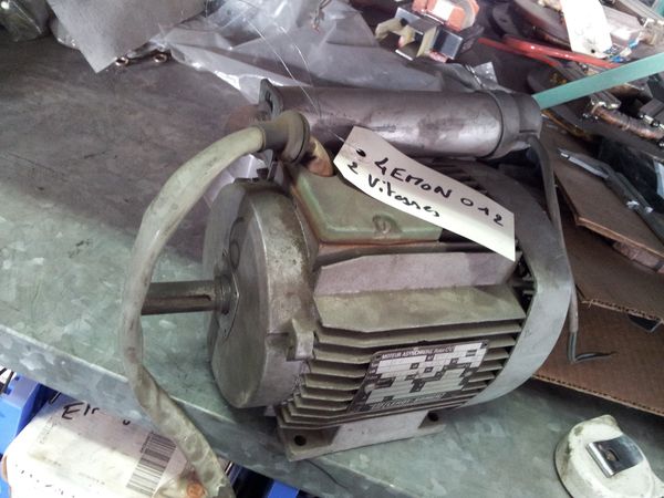 Moteur monophasé LEROY SOMER type LS71P