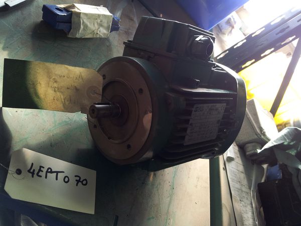 Moteur Leroy-Somer type LS71/T