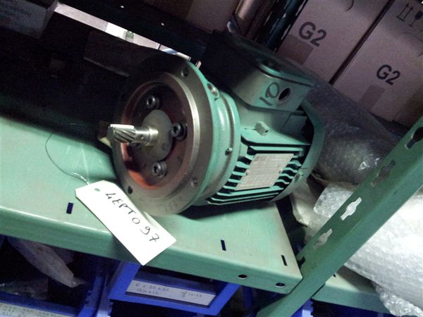 Moteur Leroy-Somer type LS71/T