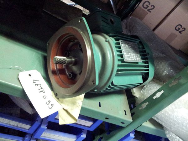 Moteur Leroy-Somer type LS71/T