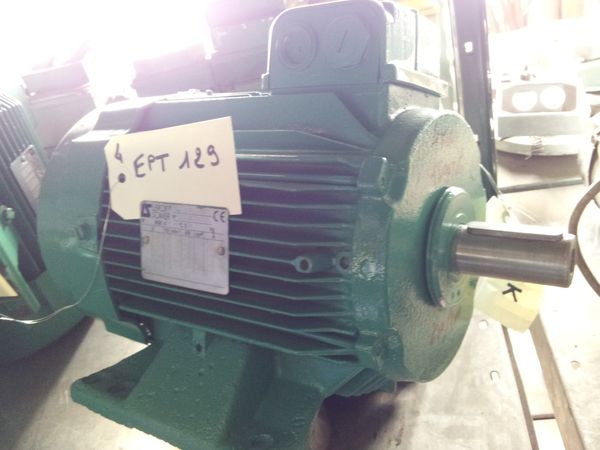 Moteur Leroy-Somer type LS112MT