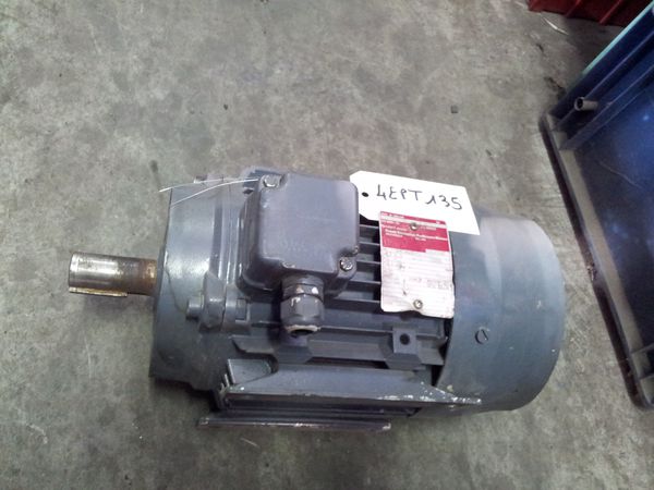 Moteur BROOK CROMPTON type D100LA