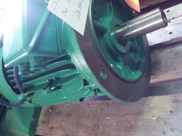 Moteur Leroy-Somer type LS160L-4