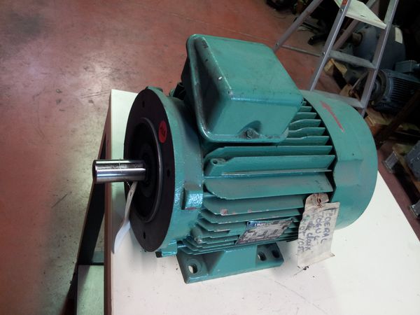 Moteur UNELEC type T112M14