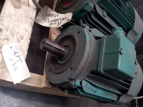 Moteur Leroy-Somer type LS100