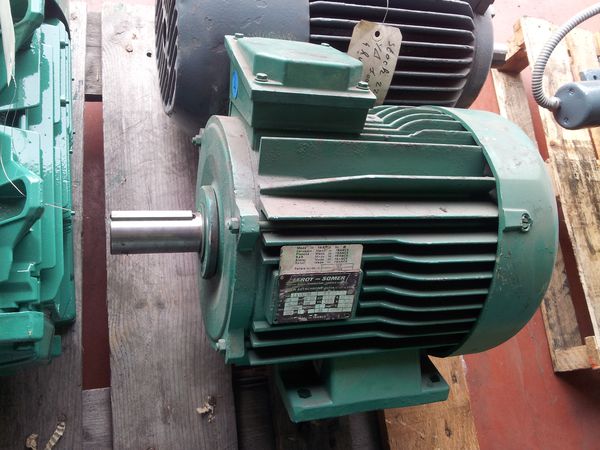 Moteur Leroy-Somer type LS132SO