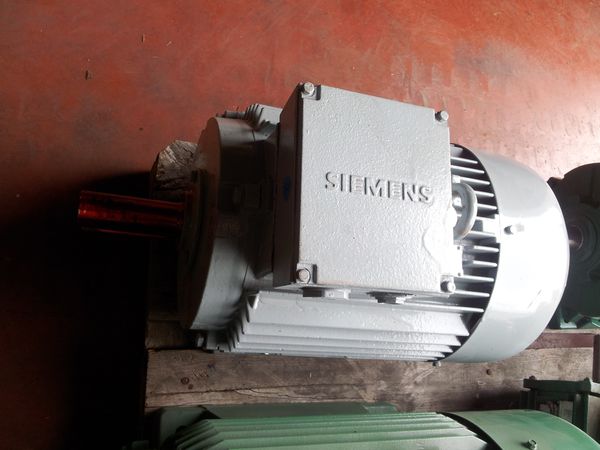 Moteur SIEMENS type 1LA2163-6AA10 160L