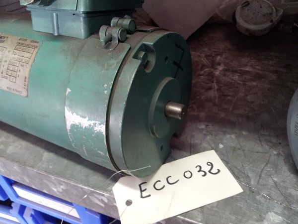 Moteur à courant continu LEROY SOMER type MS63-110