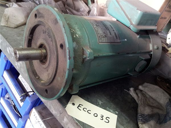 Moteur à courant continu LEROY SOMER type MFA80L