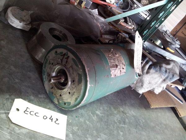 Moteur à courant continu LEROY SOMER type MFA63L