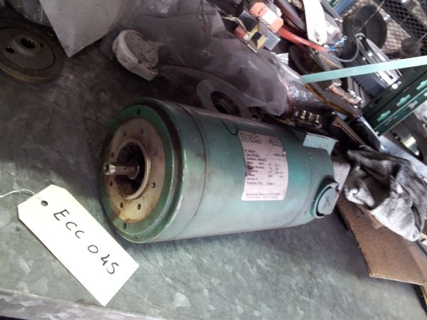 Moteur à courant continu LEROY SOMER type MFA63L