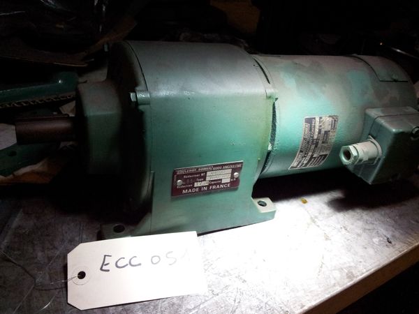 Moteur à courant continu LEROY SOMER type MVS25